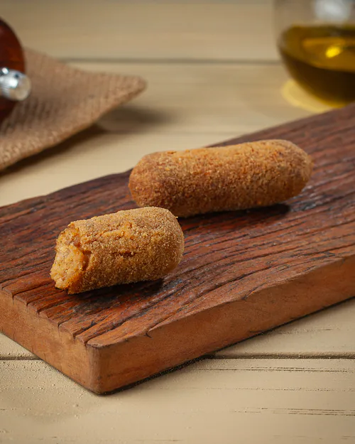 Croquete de carne bovina tradicional frito