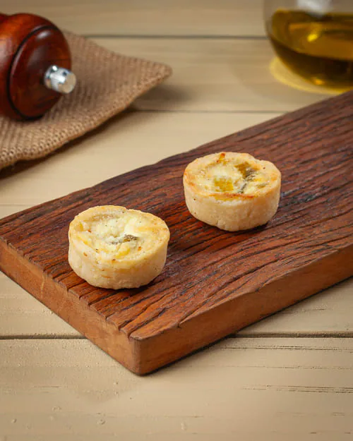 Quiche gourmet de alho-poró mini salgado fino para eventos